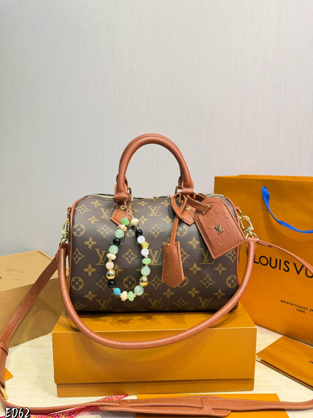 Louis Vuitton LV Speedy Women's Handbag Cowhide Leather